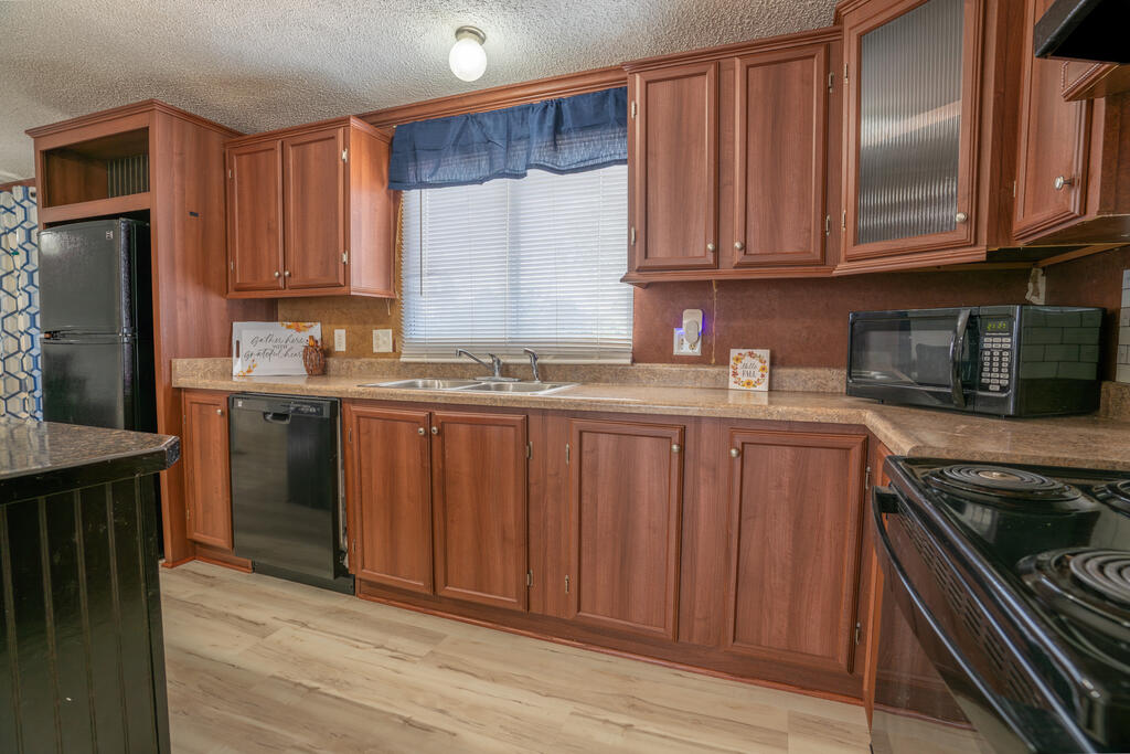 198 Dian Dr Property Photo 9