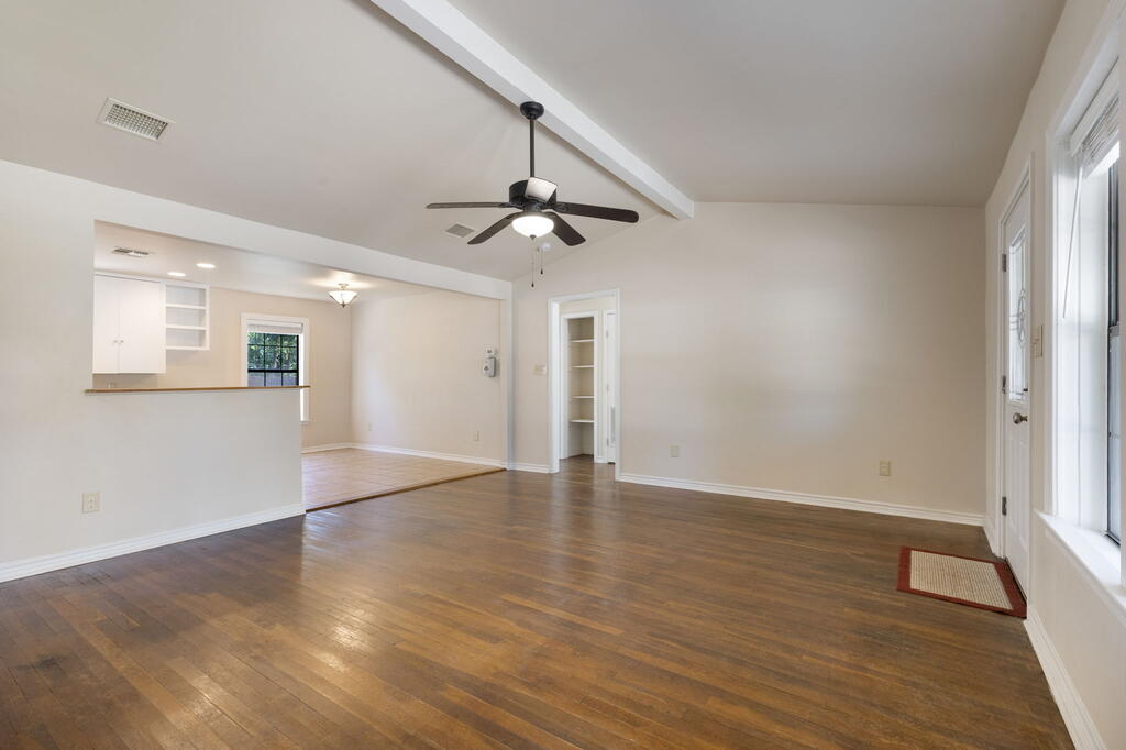 510 Harper St Property Photo 7