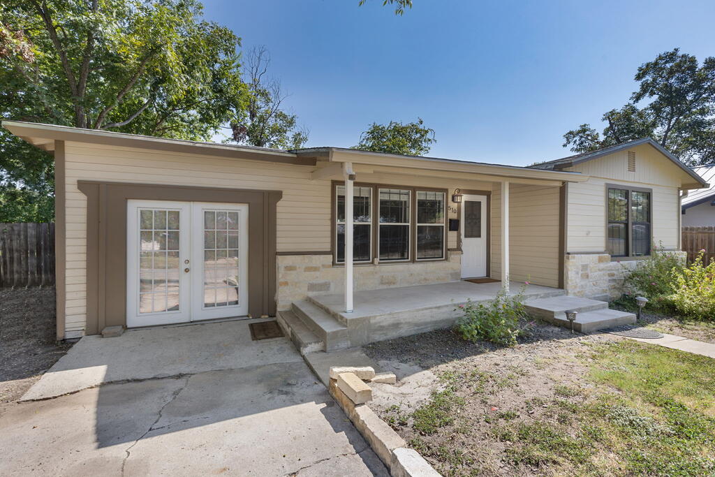 510 Harper St Property Photo 26