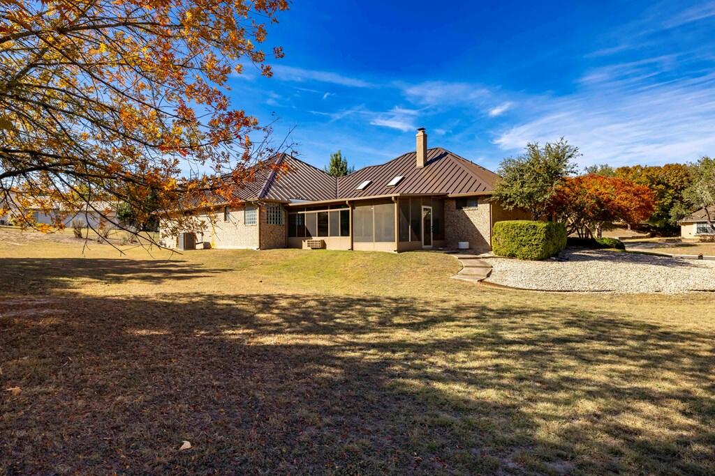 100 Braeburn Circle Property Photo 2