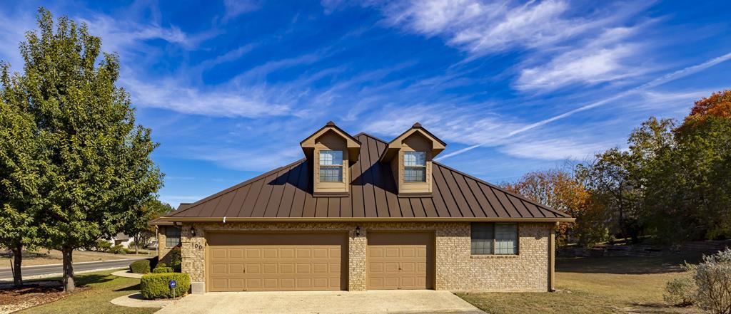 100 Braeburn Circle Property Photo 12