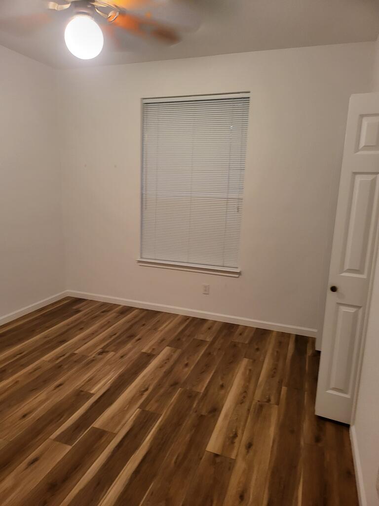 100 Braeburn Circle Property Photo 17