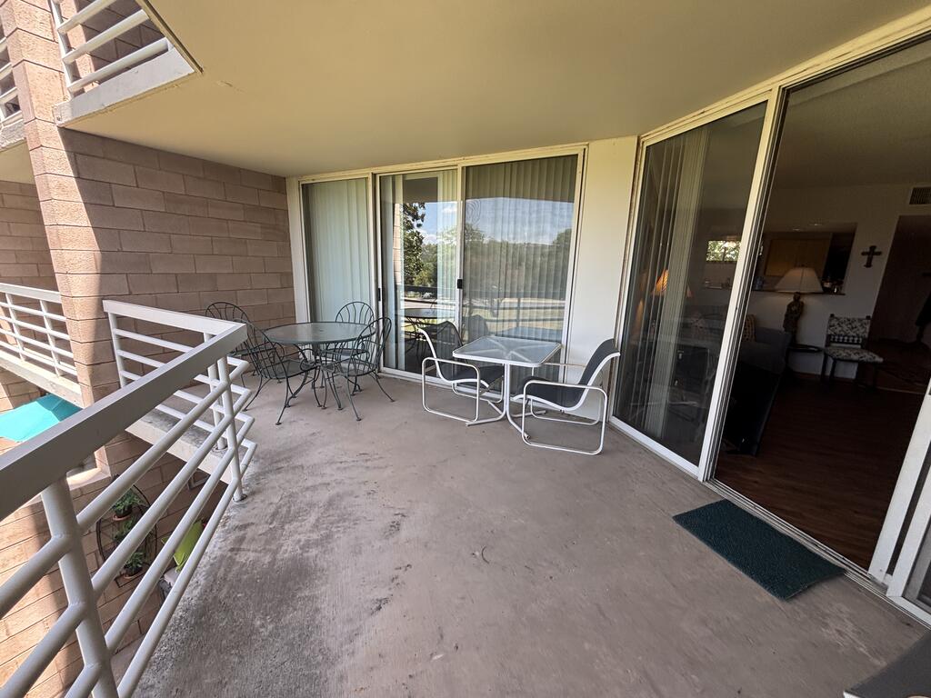1012 Guadalupe St Property Photo 10