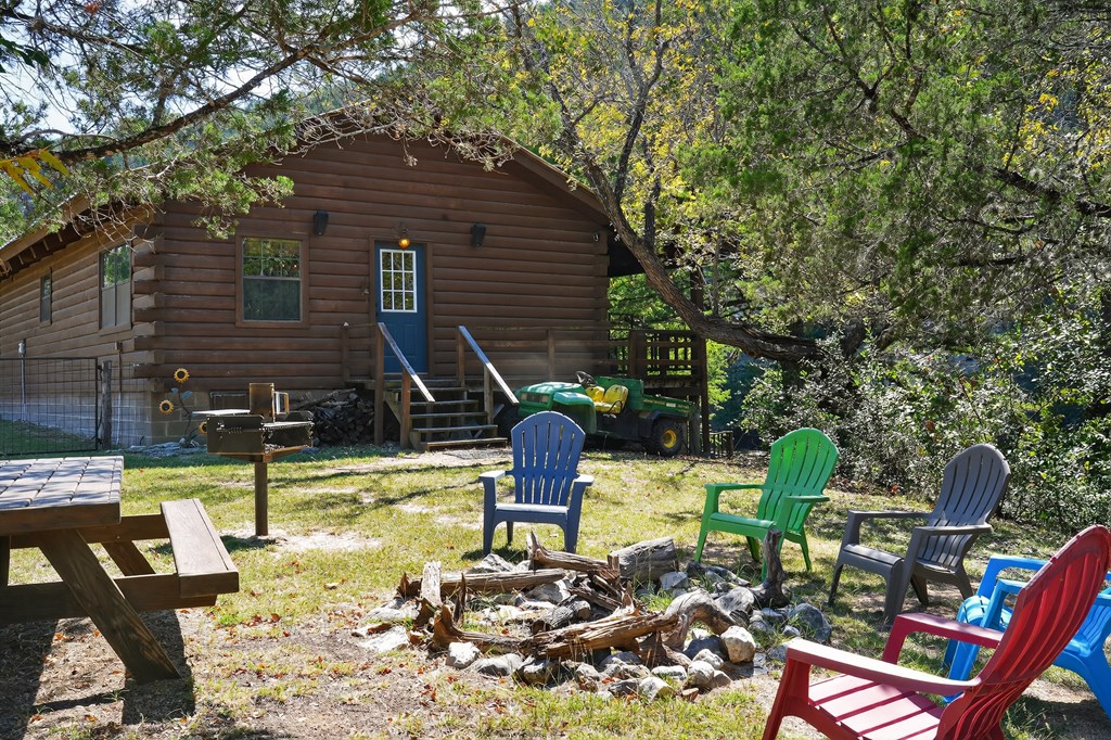 648 Bluff Creek Rd Property Photo 6