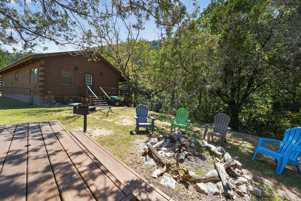 648 Bluff Creek Rd Property Photo 7