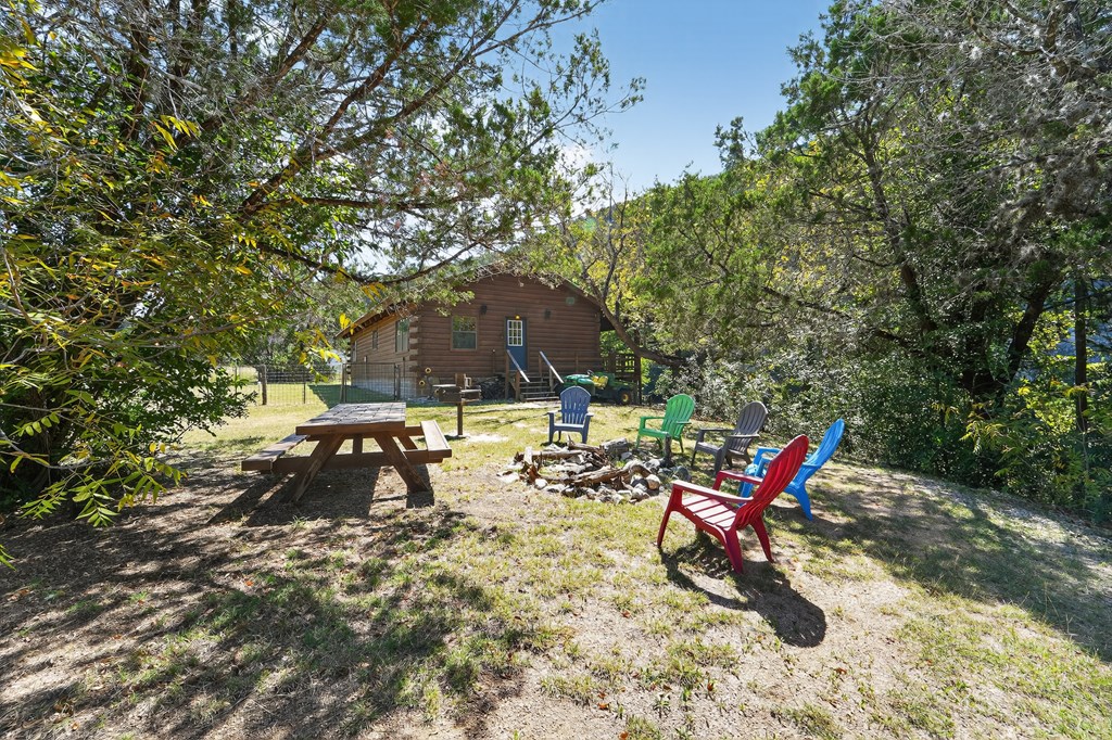 648 Bluff Creek Rd Property Photo 8