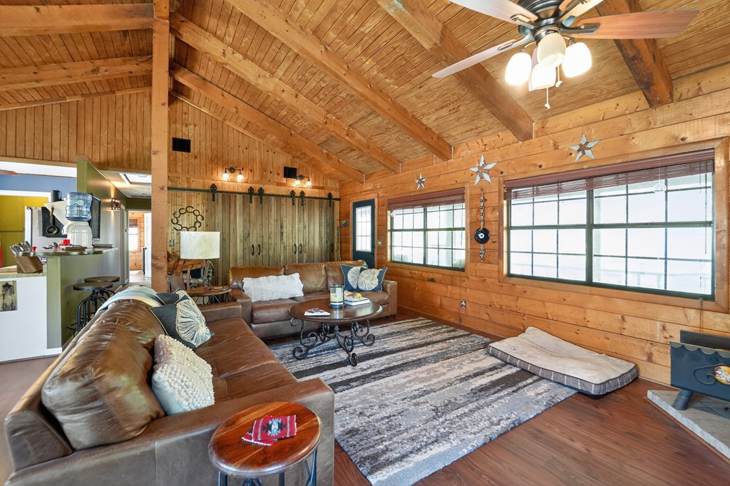 648 Bluff Creek Rd Property Photo 17
