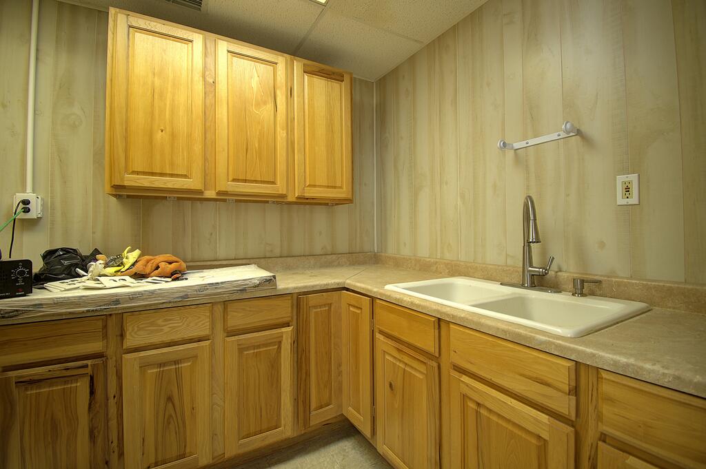 250 #200 W Main St Property Photo 7