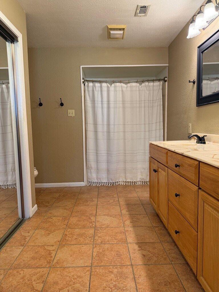 17502 College St Property Photo 6