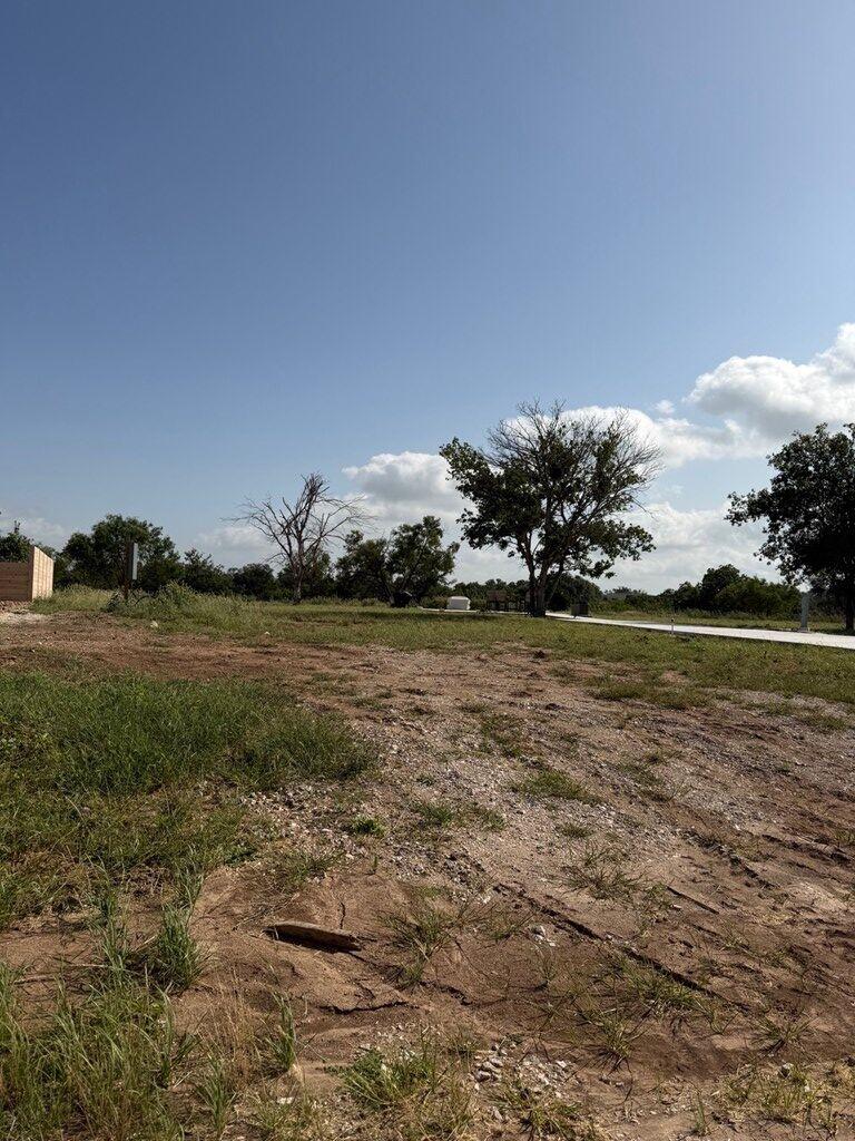232 Resort Ct Property Photo 8