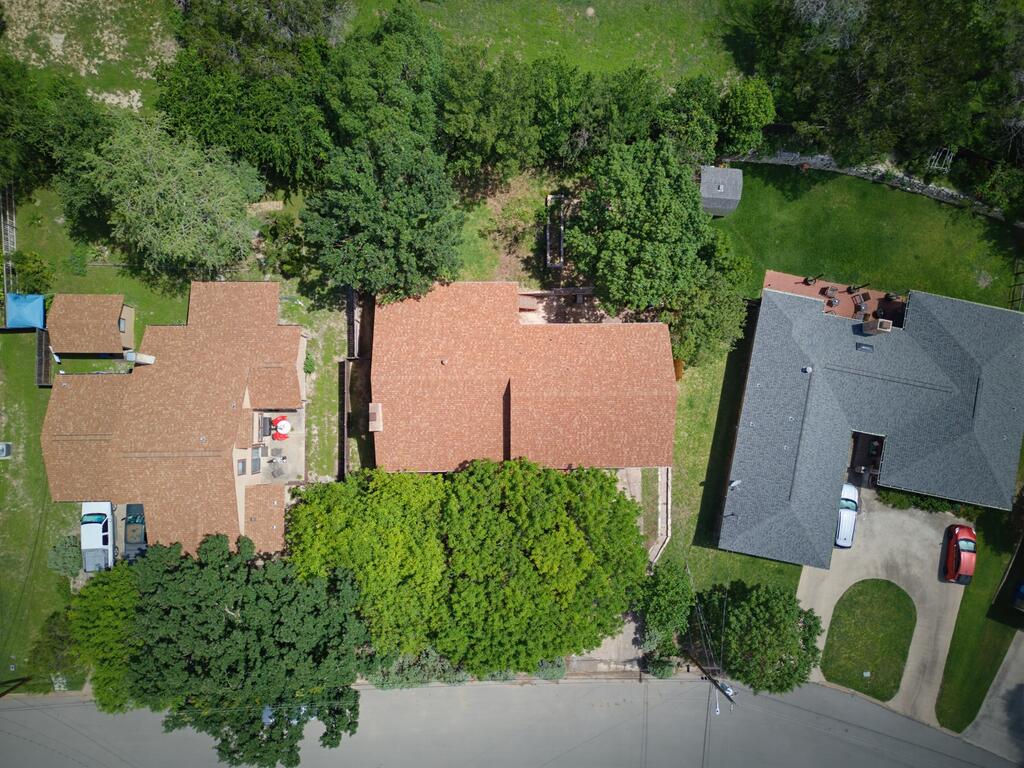 1702 Susan Dr Property Photo 5