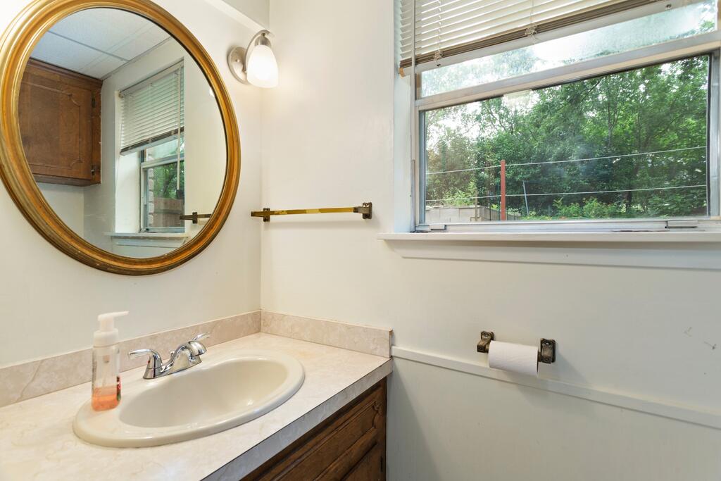 1702 Susan Dr Property Photo 24
