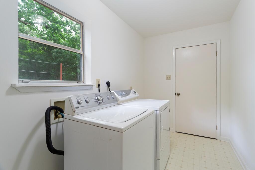 1702 Susan Dr Property Photo 25
