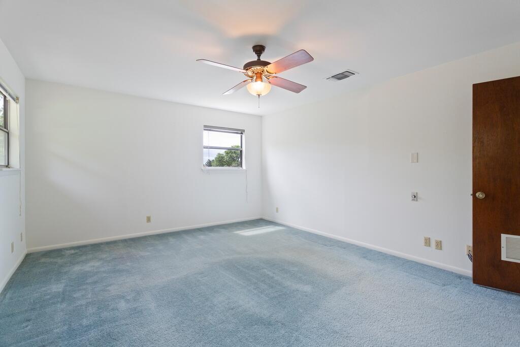 1702 Susan Dr Property Photo 31