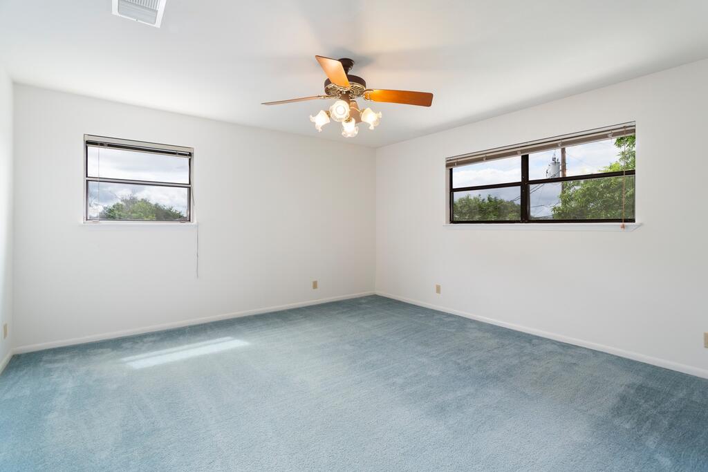 1702 Susan Dr Property Photo 32