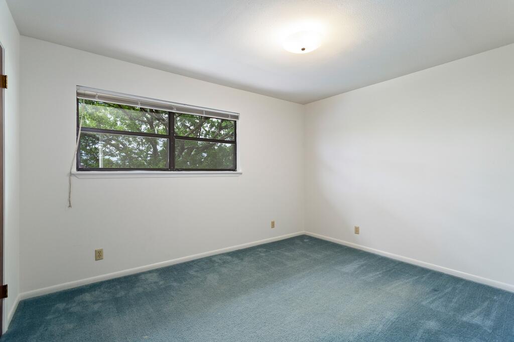 1702 Susan Dr Property Photo 35