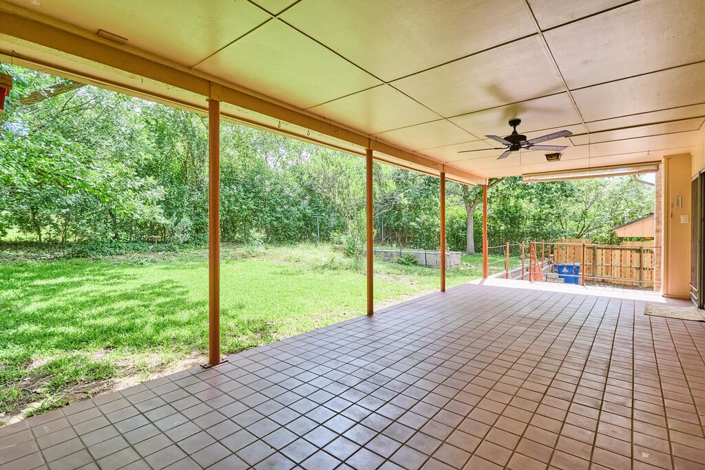 1702 Susan Dr Property Photo 41