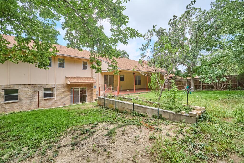 1702 Susan Dr Property Photo 43