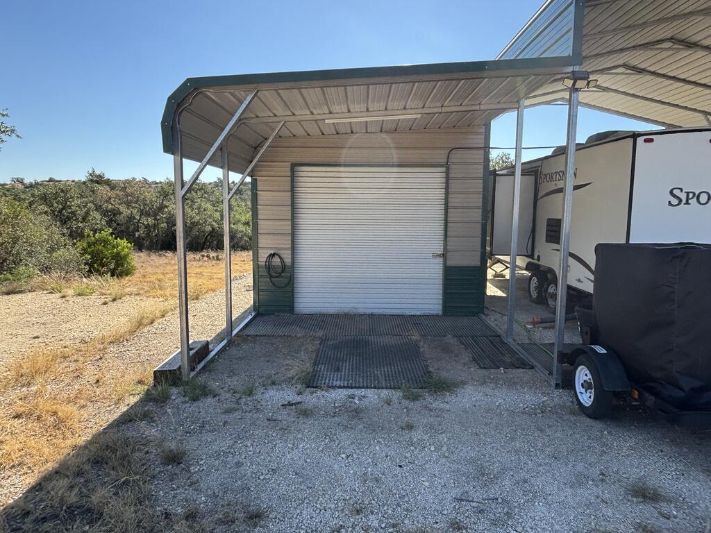 00 Cr 440 Property Photo 3