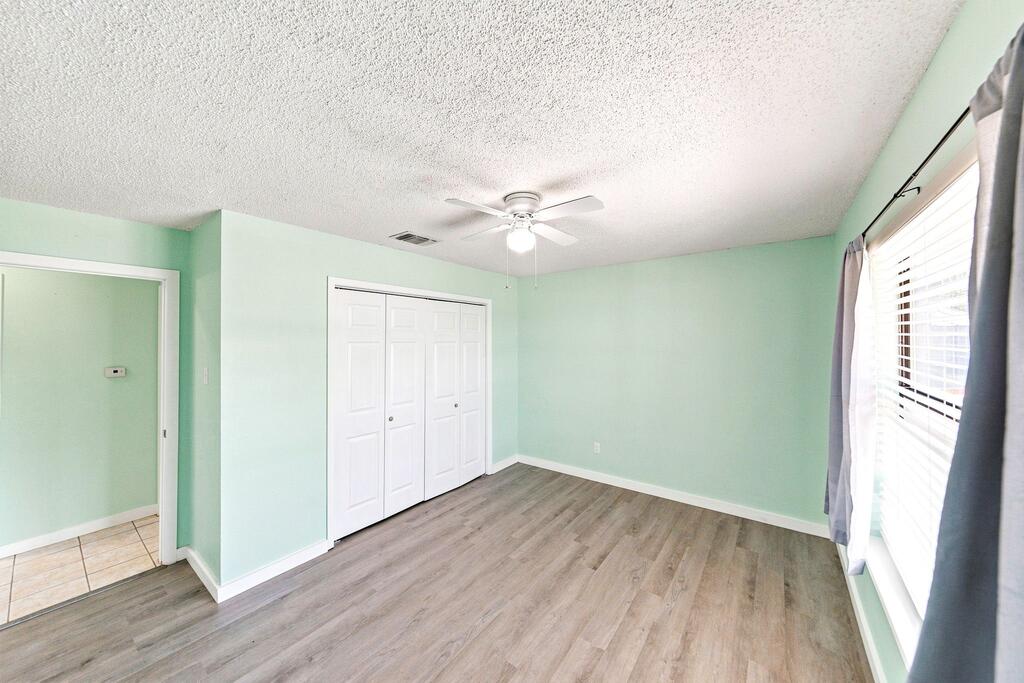 105 S Riverpark Dr Property Photo 29
