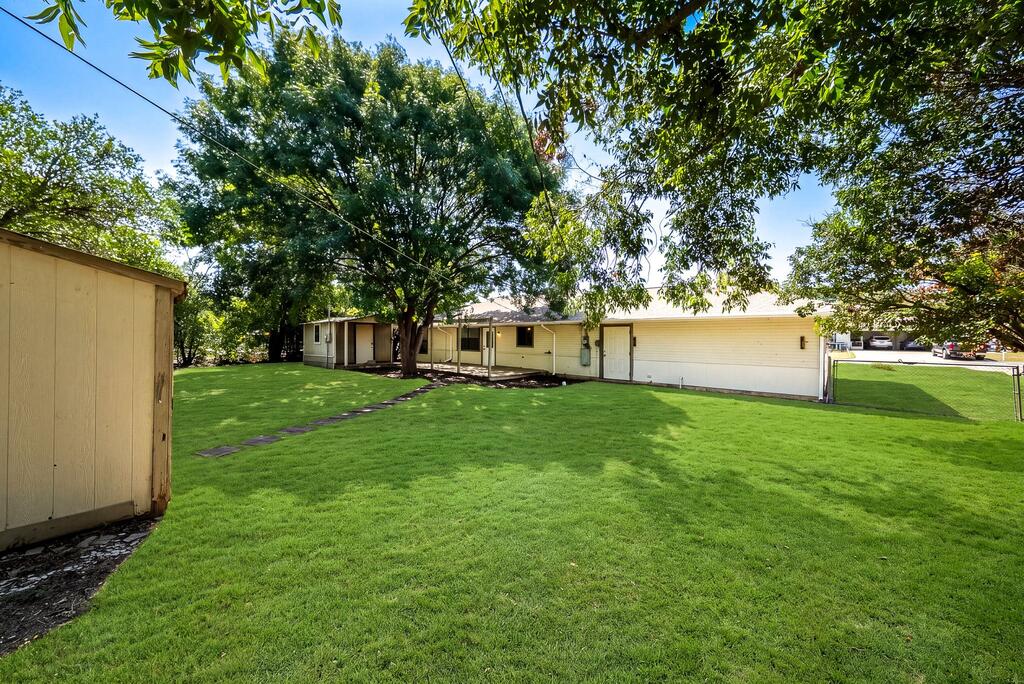 105 S Riverpark Dr Property Photo 37
