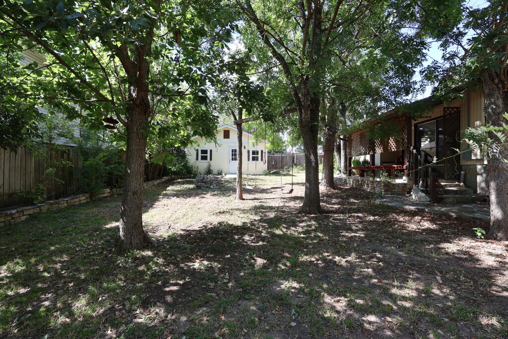 104 Poco Vista Dr S Property Photo 32