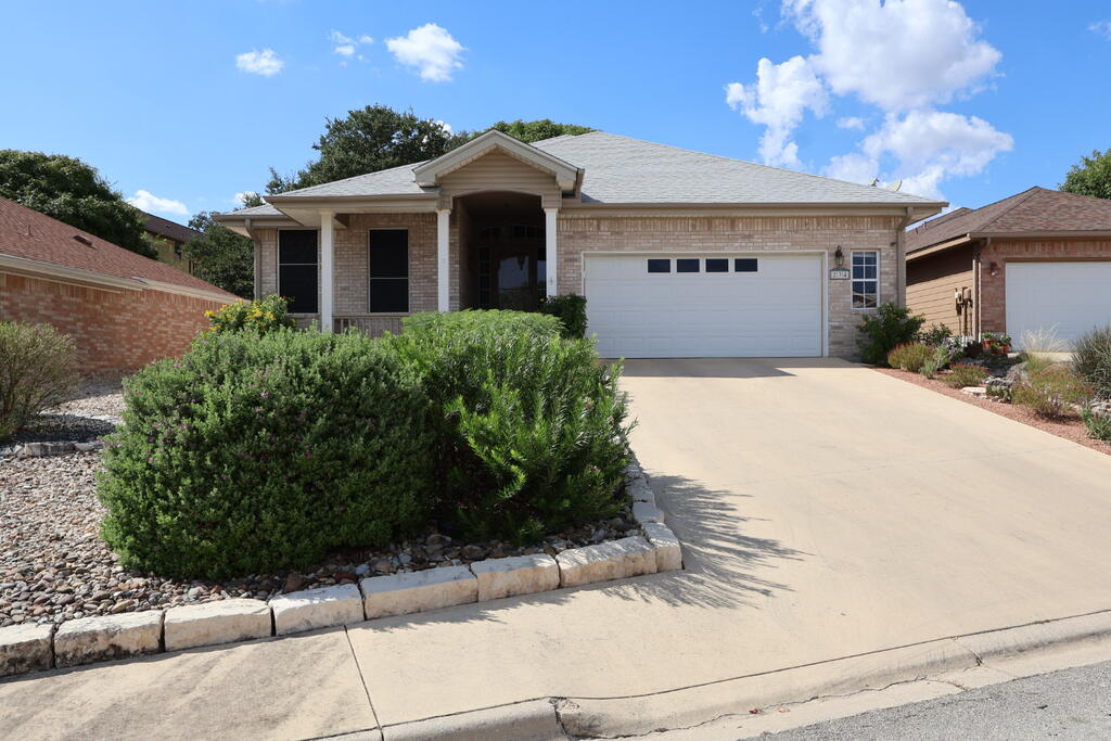 234 Oak Hill Dr Property Photo 2
