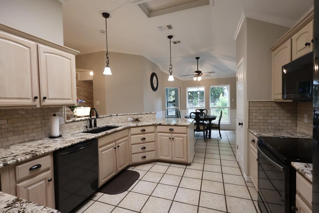 234 Oak Hill Dr Property Photo 13