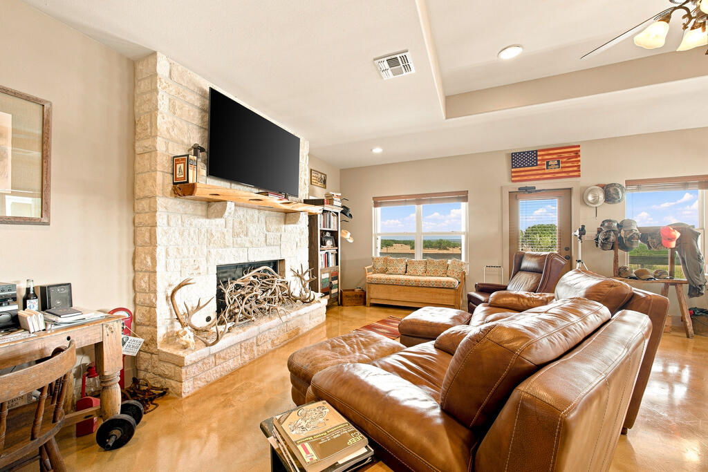 125434 Property Photo 17