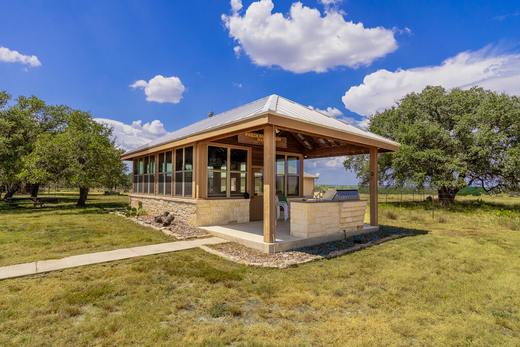 125434 Property Photo 29