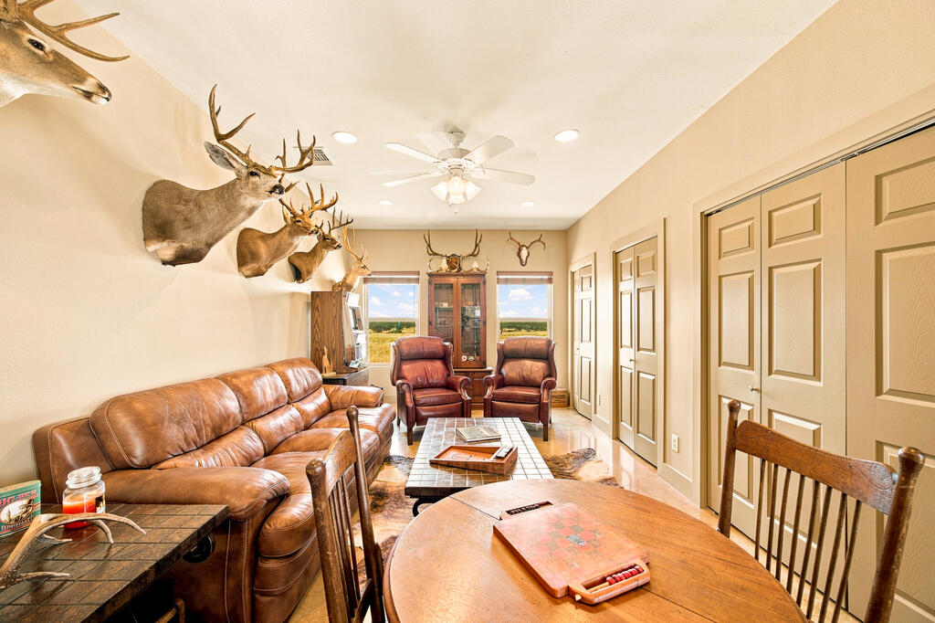 125434 Property Photo 30