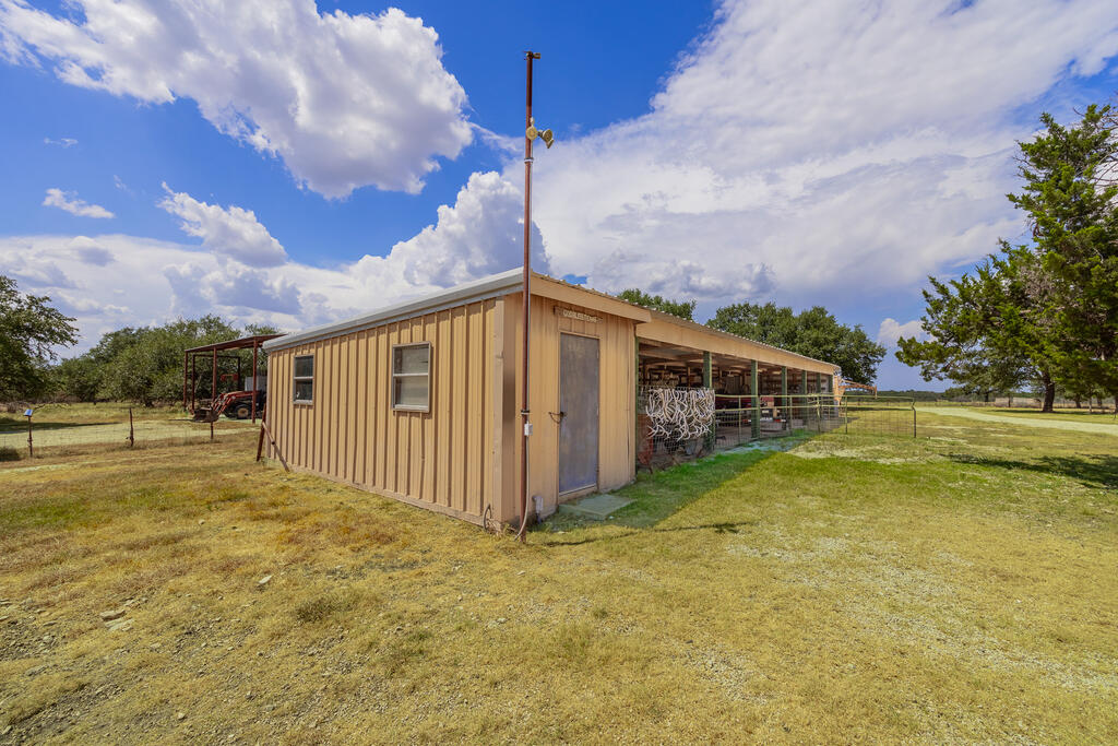 125434 Property Photo 32
