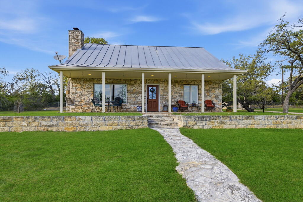 125 Mauk Rd Property Photo 3