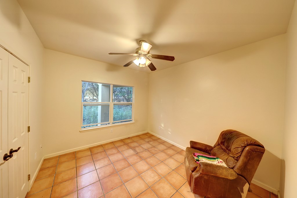 203 Rim Rock Circle W Property Photo 17