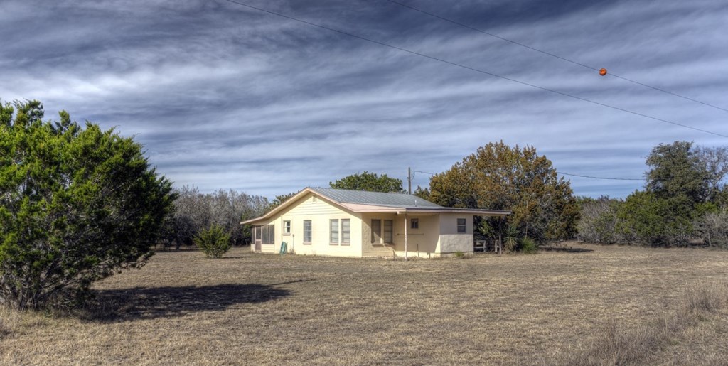 22 Squirrel Bend Property Photo 2