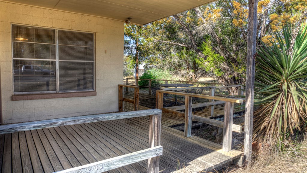 22 Squirrel Bend Property Photo 16