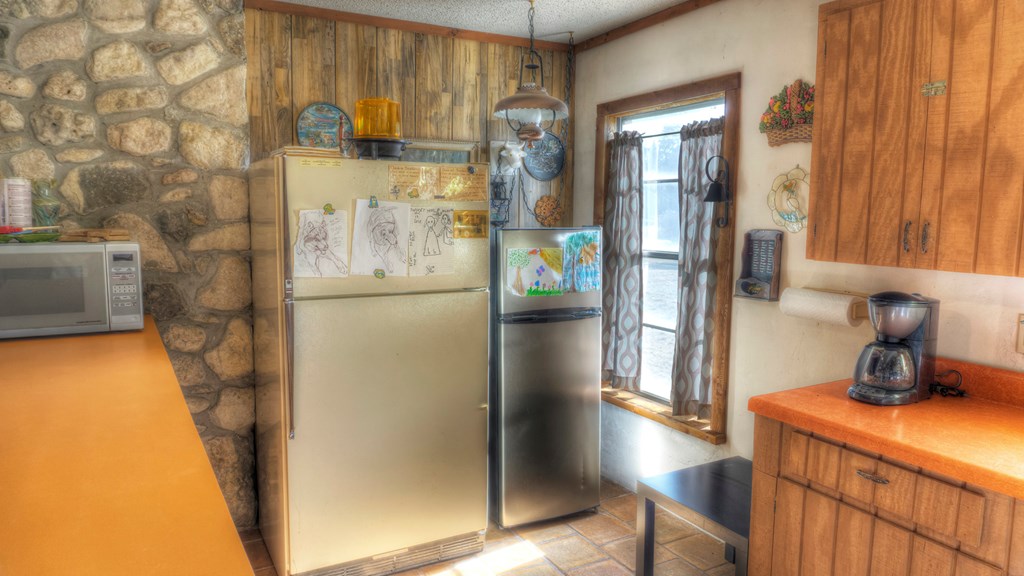 22 Squirrel Bend Property Photo 28