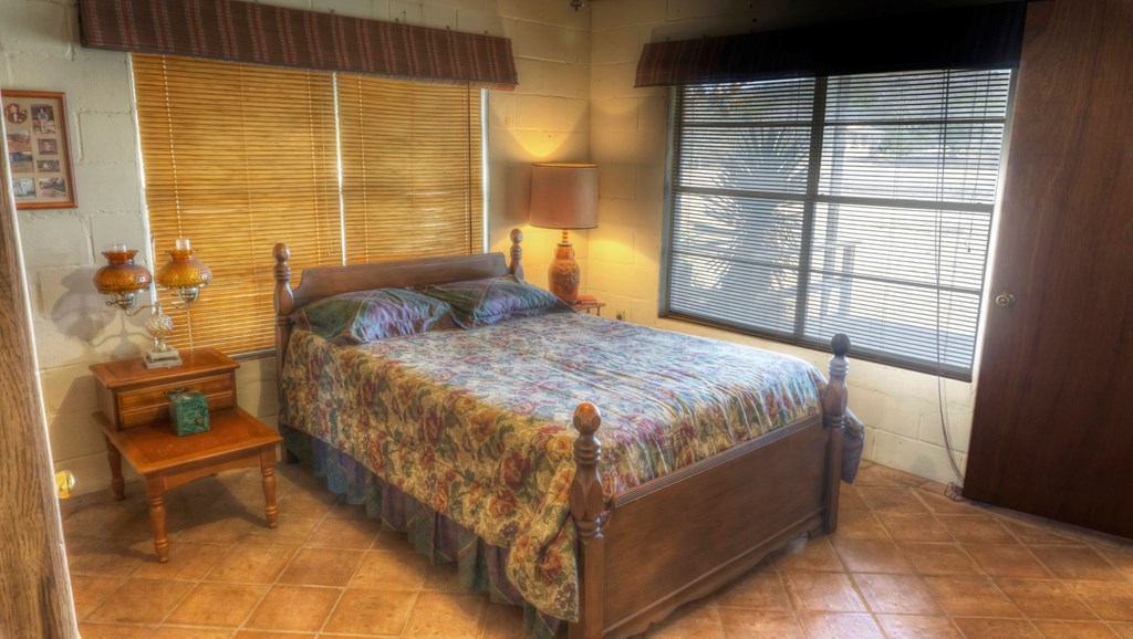 22 Squirrel Bend Property Photo 29