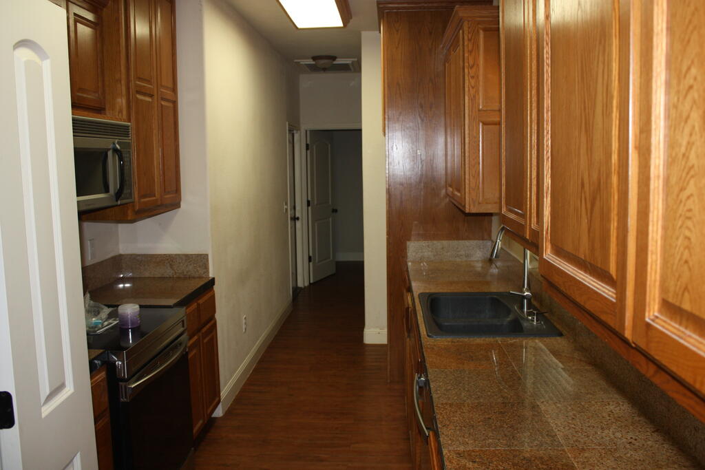 443 Yorktown Blvd Property Photo 4