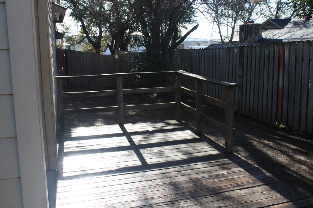 443 Yorktown Blvd Property Photo 13