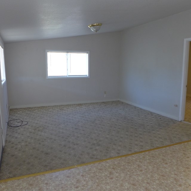 50140a E Ih-10 Property Photo 6