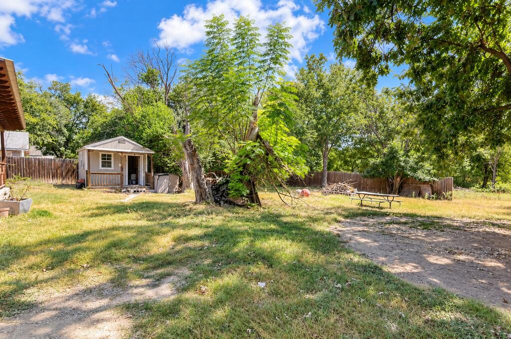 505 Lytle St Property Photo 8