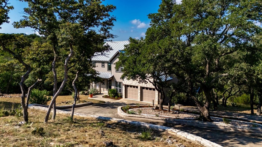 502 Lost Valley Property Photo 4