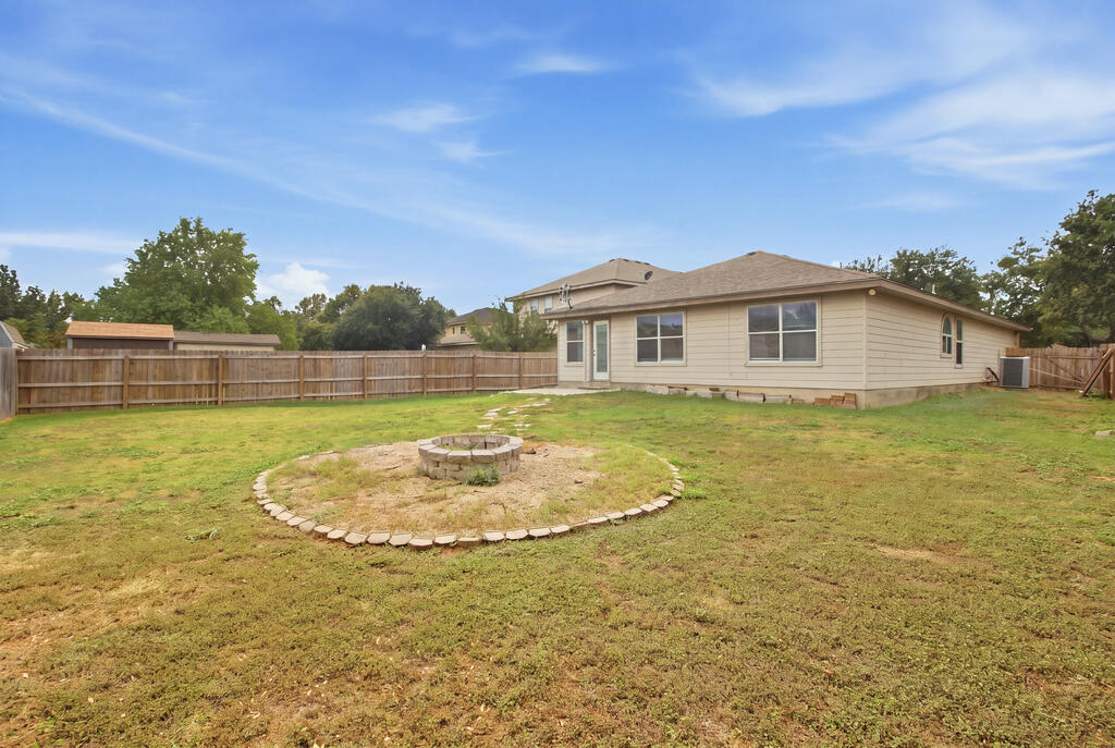 9914 Mustang Isle Property Photo 29
