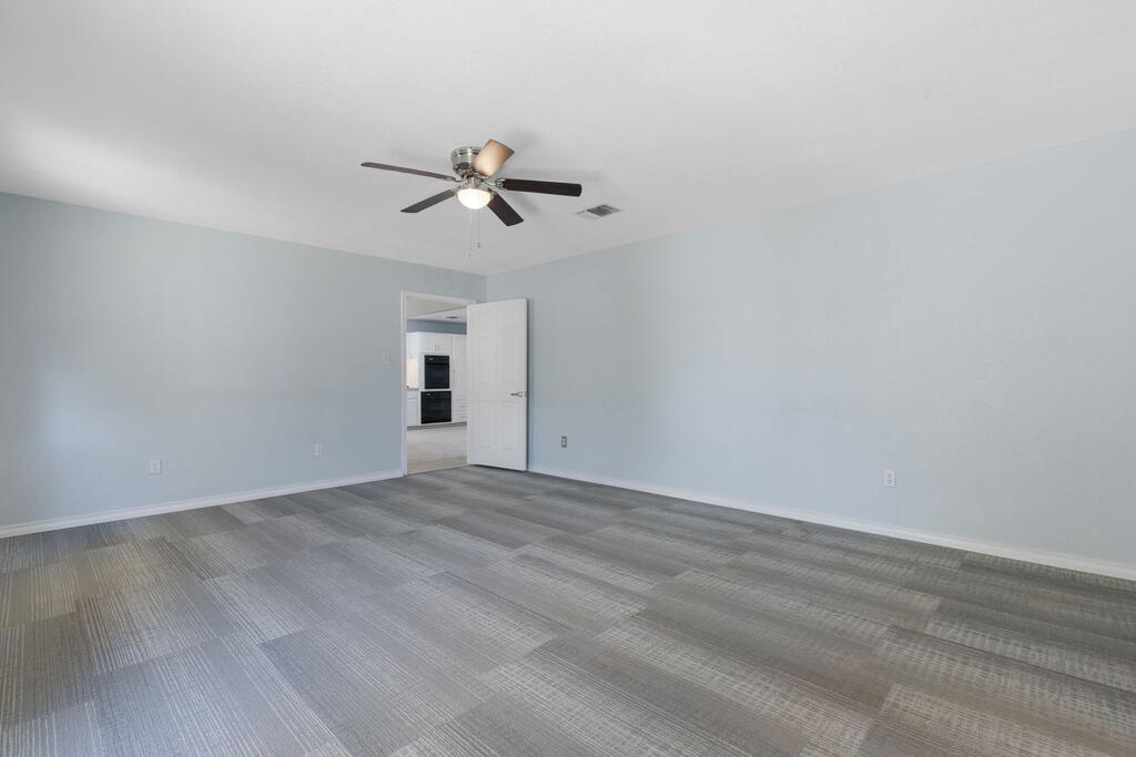 1107 Donna Kay Dr Property Photo 26