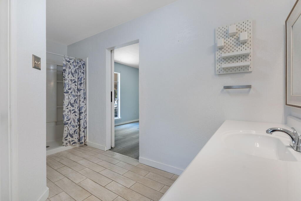 1107 Donna Kay Dr Property Photo 30