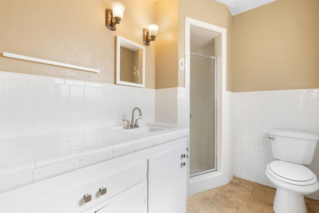 1107 Donna Kay Dr Property Photo 44