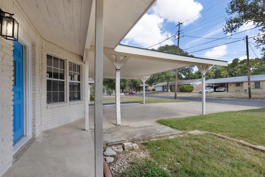 1107 Donna Kay Dr Property Photo 66