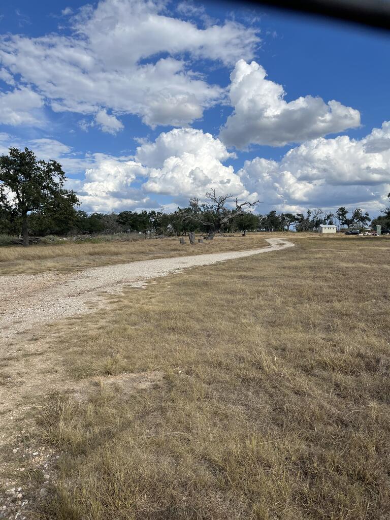1038 Windy Ridge Rd Property Photo 2
