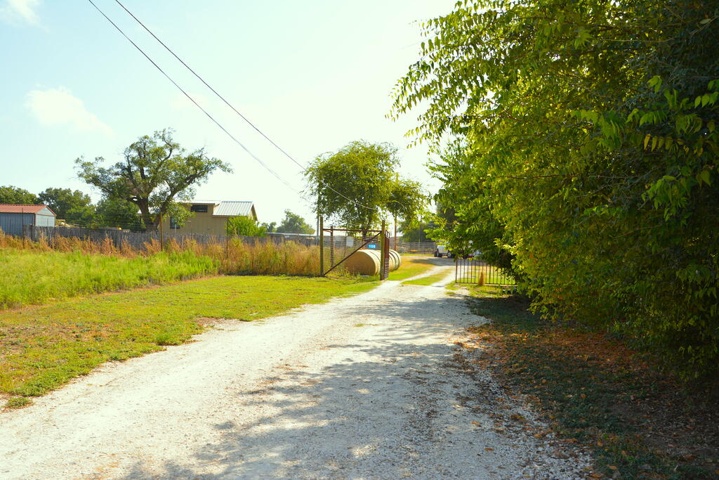101 Morgan St Property Photo 10